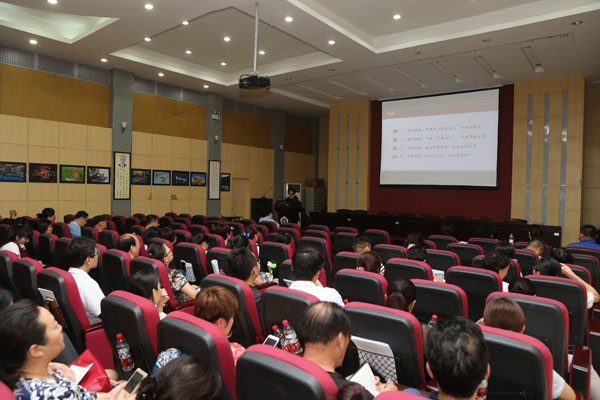 AK7R9128.JPG AK7R9128.JPG