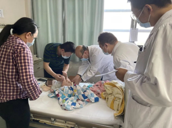 2.jpg_副本.png 2.jpg_副本.png