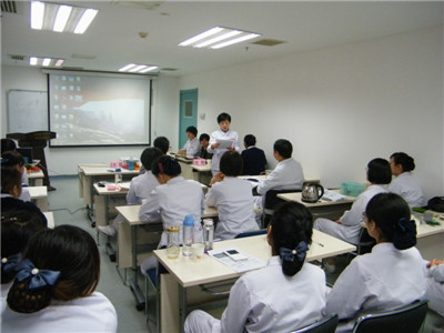 赵艳护士长点评.JPG 赵艳护士长点评.JPG