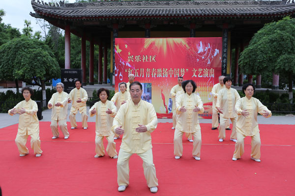 AK7R7089.JPG AK7R7089.JPG