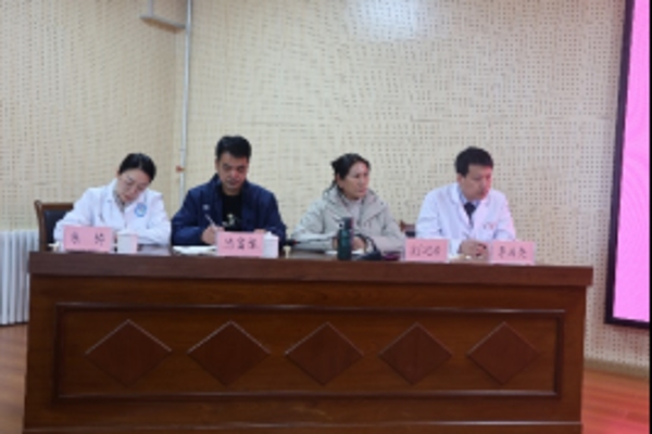 张立 大讲堂二院新闻稿527.jpg