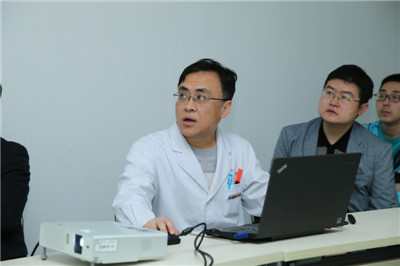 赵军副教授做讲座.JPG