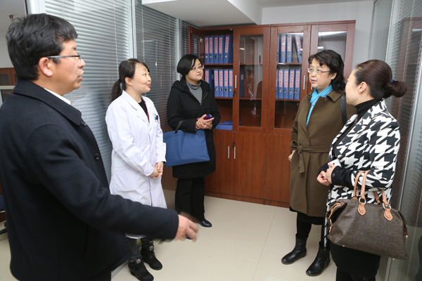 C:\Documents and Settings\Administrator\桌面\省政府小区诊所保健现场会\AK7R4223.JPG