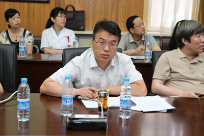 C:\Documents and Settings\Administrator\桌面\统战报告会\AK7R1700.JPG