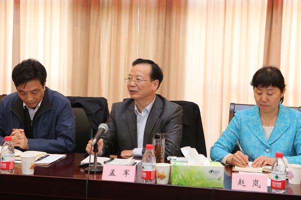 C:\Documents and Settings\Administrator\桌面\省政府小区诊所保健现场会\AK7R4317.JPG