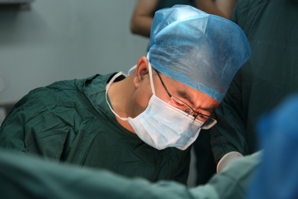 屈建强.jpg 屈建强.jpg