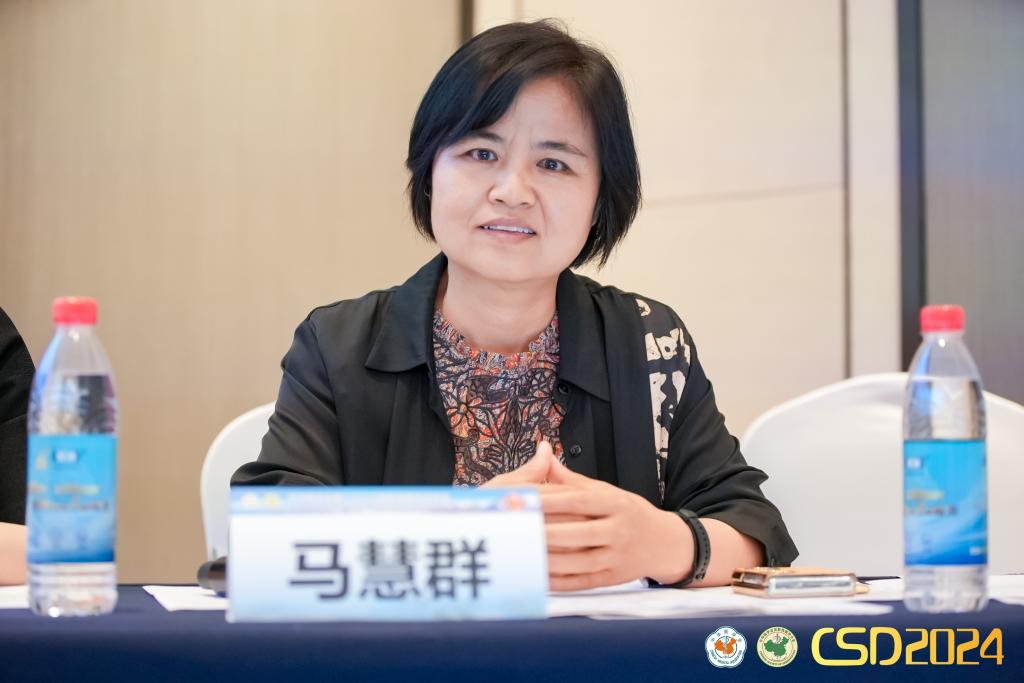 马慧群2.jpg