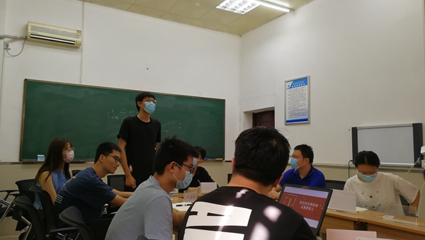 成员发言_副本.jpg 成员发言_副本.jpg