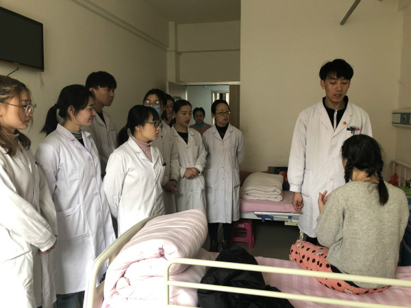 2_meitu_3.jpg 2_meitu_3.jpg