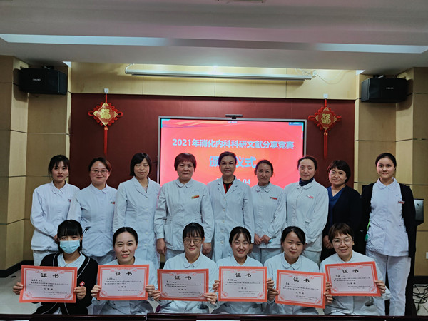 合影_副本.jpg 合影_副本.jpg