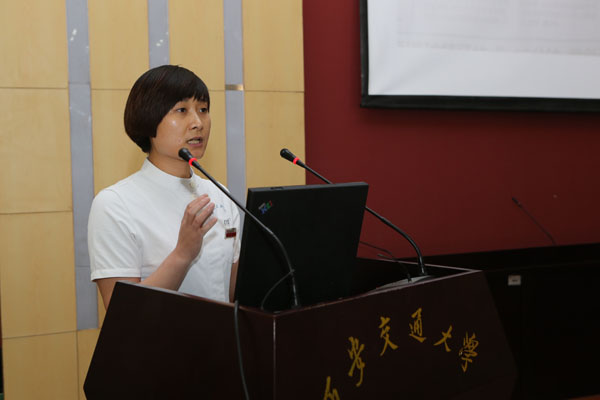 AK7R6052.JPG AK7R6052.JPG