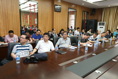 C:\Documents and Settings\Administrator\桌面\统战报告会\AK7R1690.JPG