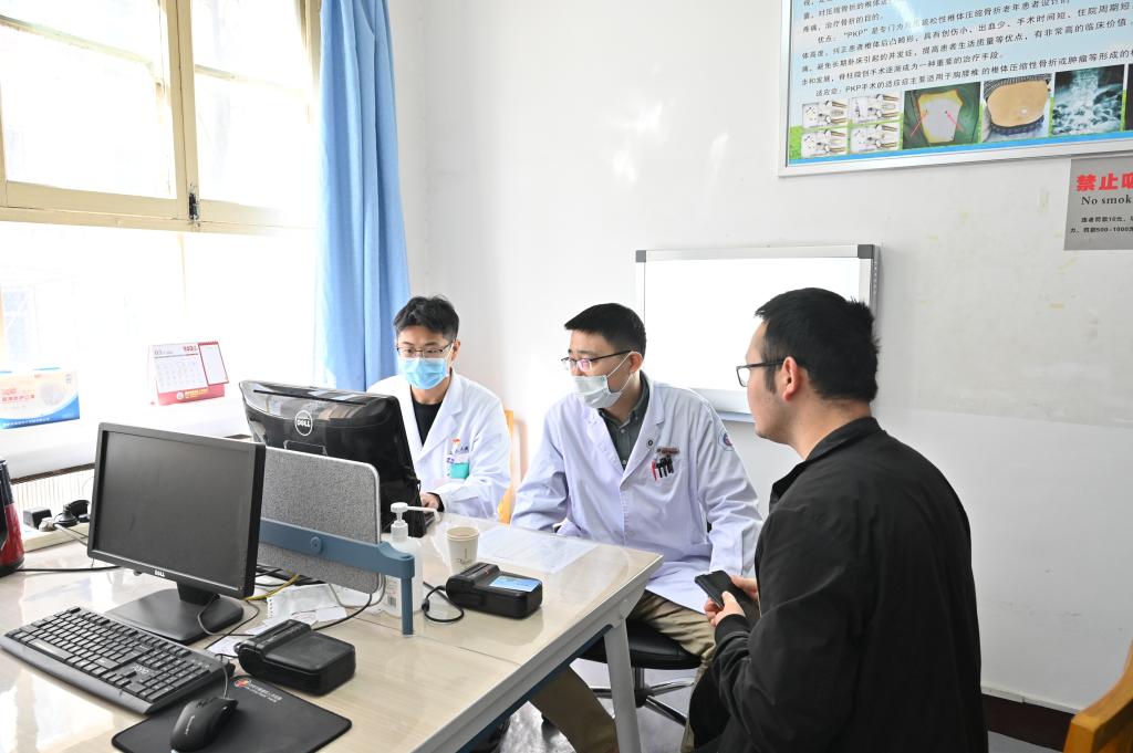 DSC_2962.JPG DSC_2962.JPG