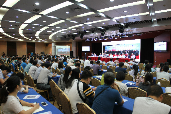 C:\Documents and Settings\Administrator\桌面\meitu\dahuihuichang.jpg C:\Documents and Settings\Administrator\桌面\meitu\dahuihuichang.jpg