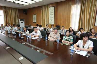 C:\Documents and Settings\Administrator\桌面\统战报告会\AK7R1689.JPG