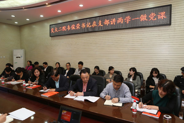 AK7R5188.JPG AK7R5188.JPG