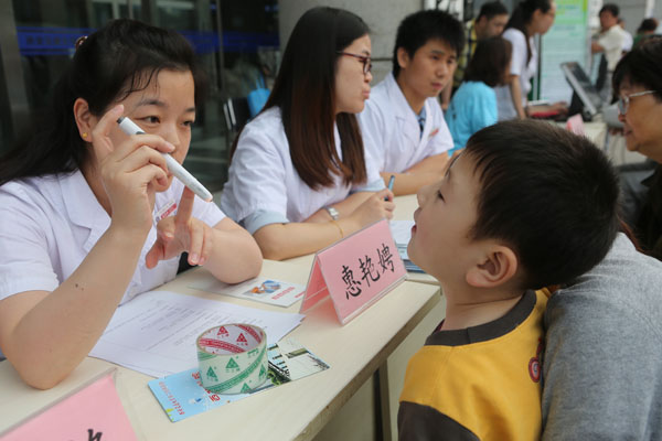 AK7R7000.JPG AK7R7000.JPG