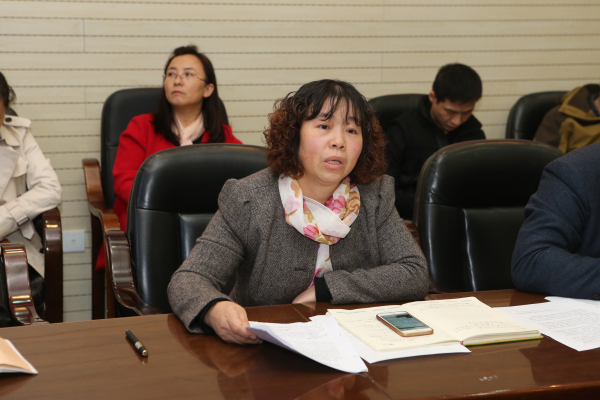 AK7R1623.jpg AK7R1623.jpg