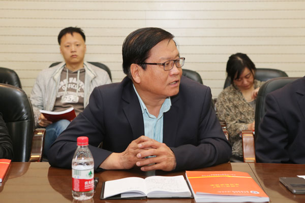 AK7R5198.JPG AK7R5198.JPG