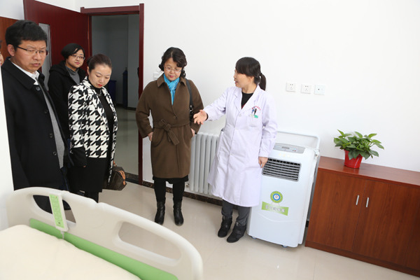 C:\Documents and Settings\Administrator\桌面\省政府小区诊所保健现场会\AK7R4209.JPG