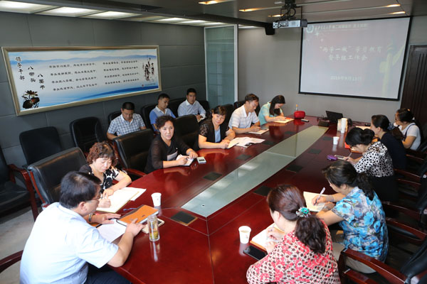 AK7R0371.JPG AK7R0371.JPG