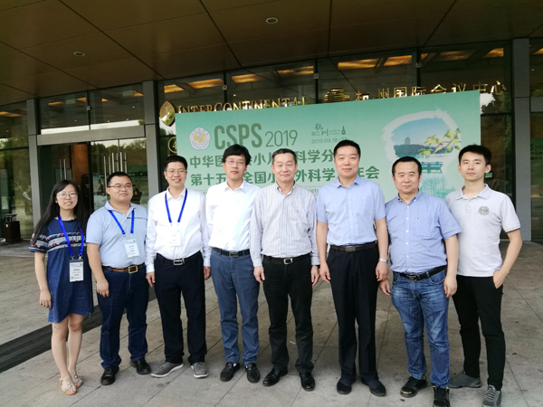 合影1.jpg 合影1.jpg