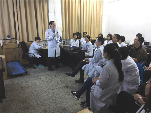 学会科展会1_副本.jpg 学会科展会1_副本.jpg