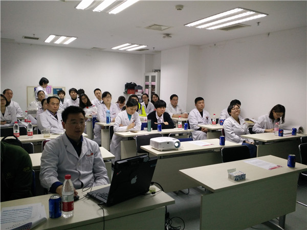 7-我科人员积极听课.jpg 7-我科人员积极听课.jpg