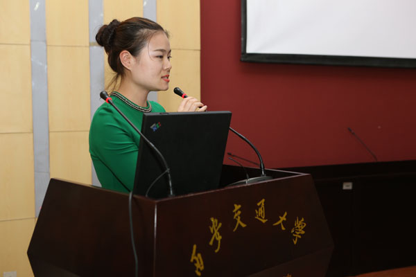 AK7R6082.JPG AK7R6082.JPG