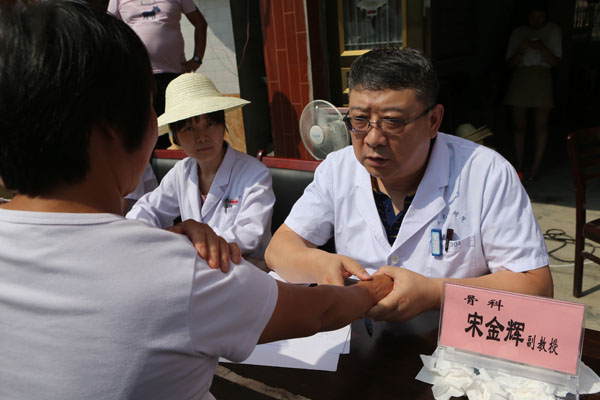 AK7R9609.JPG AK7R9609.JPG