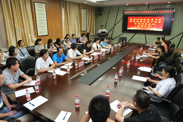 AK7R0392.JPG AK7R0392.JPG