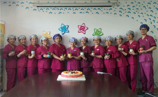 集体生日.jpg 集体生日.jpg