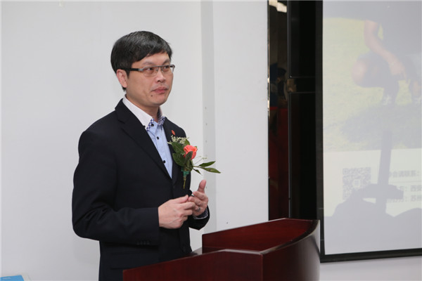 AK7R5048.JPG AK7R5048.JPG