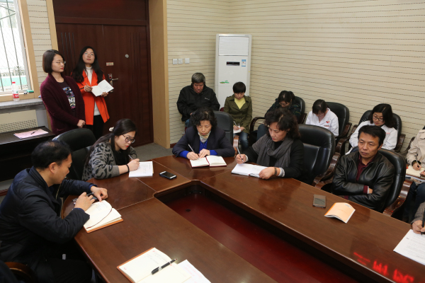 AK7R1618.jpg AK7R1618.jpg