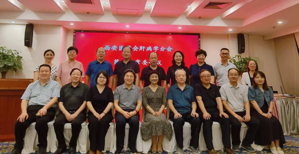 合影.jpg 合影.jpg