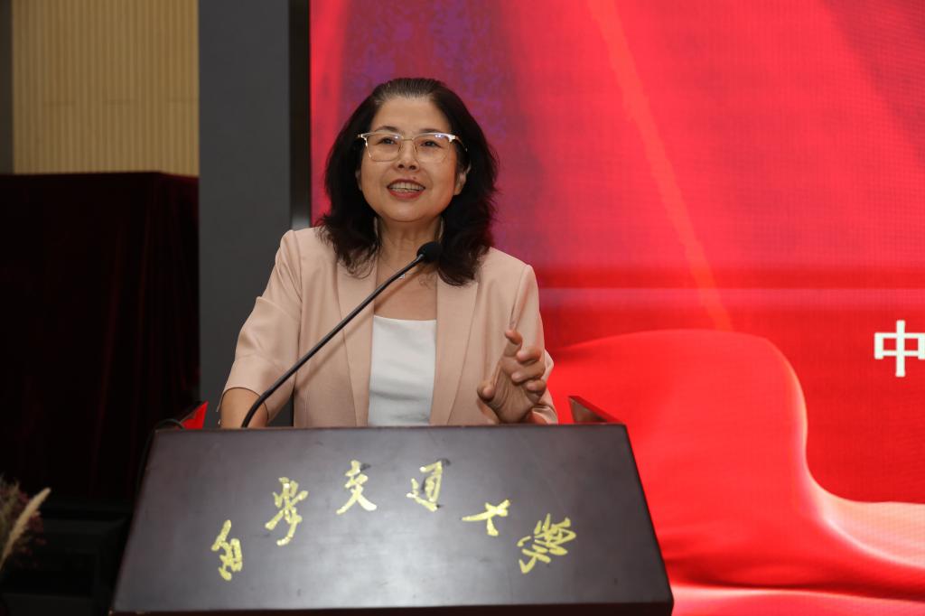 杨老师.JPG 杨老师.JPG