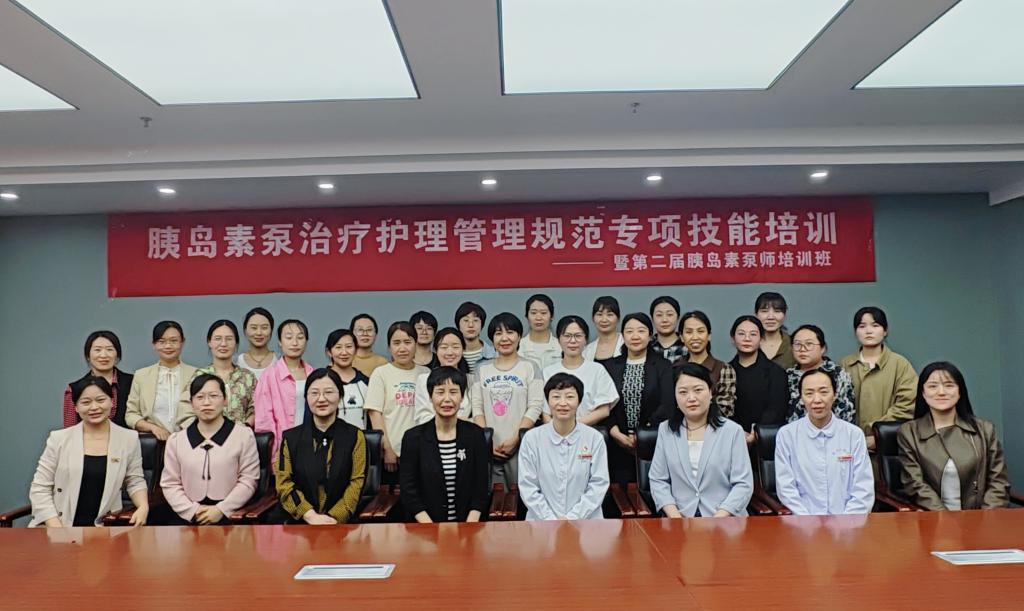 图20:结业典礼合影.jpg 图20:结业典礼合影.jpg