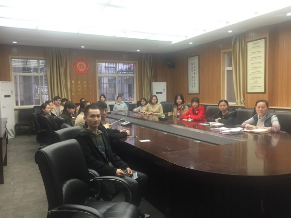 第三党支部组织生活会3.5_meitu_1.jpg 第三党支部组织生活会3.5_meitu_1.jpg