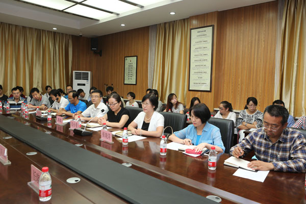 AK7R0389.JPG AK7R0389.JPG