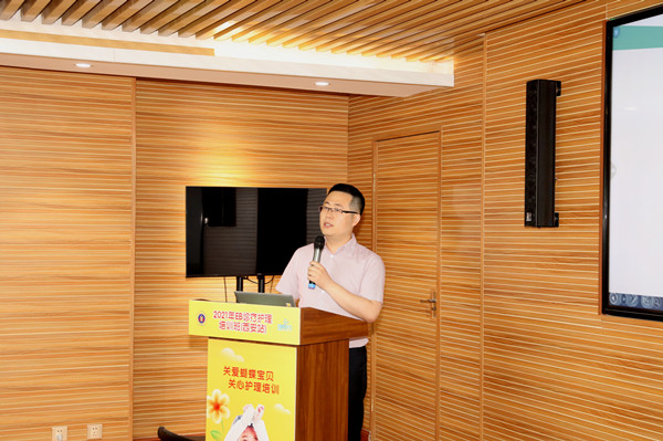 王晓鹏_副本.jpg 王晓鹏_副本.jpg